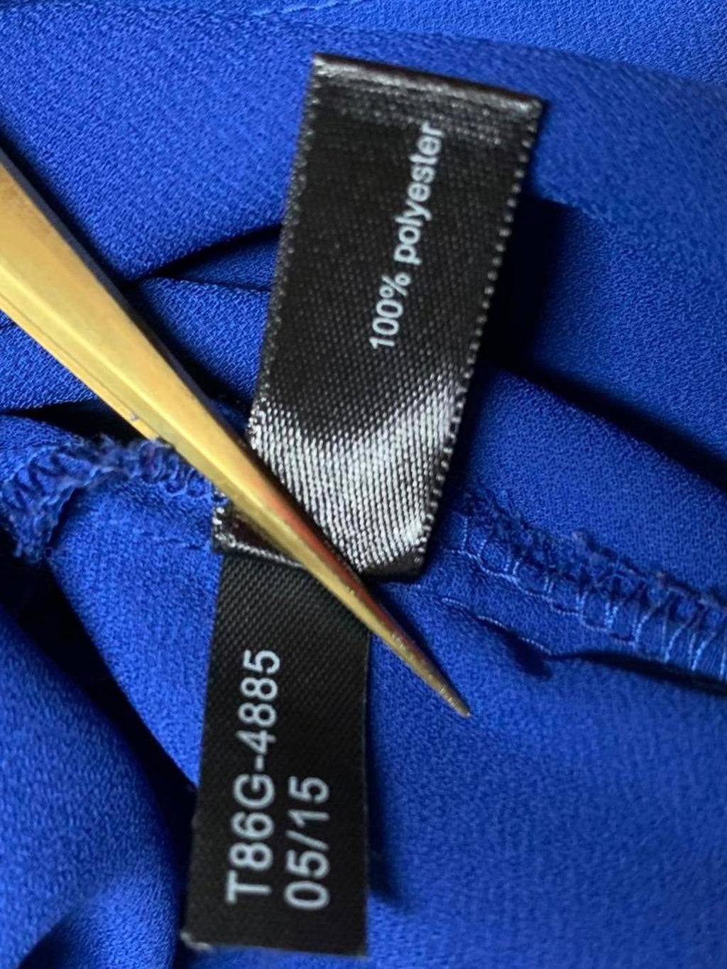 Blusa de manga larga abotonada azul rey mediano para mujer, talla limitada