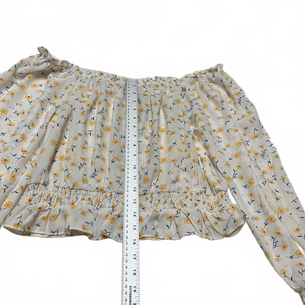 Top corto con hombros descubiertos y estampado floral de Helen Owen x Aqua para mujer, talla grande