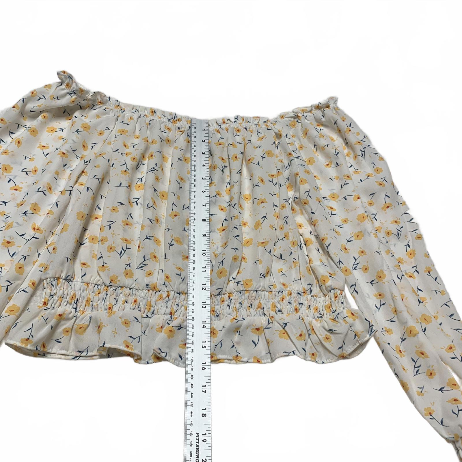 Top corto con hombros descubiertos y estampado floral de Helen Owen x Aqua para mujer, talla grande