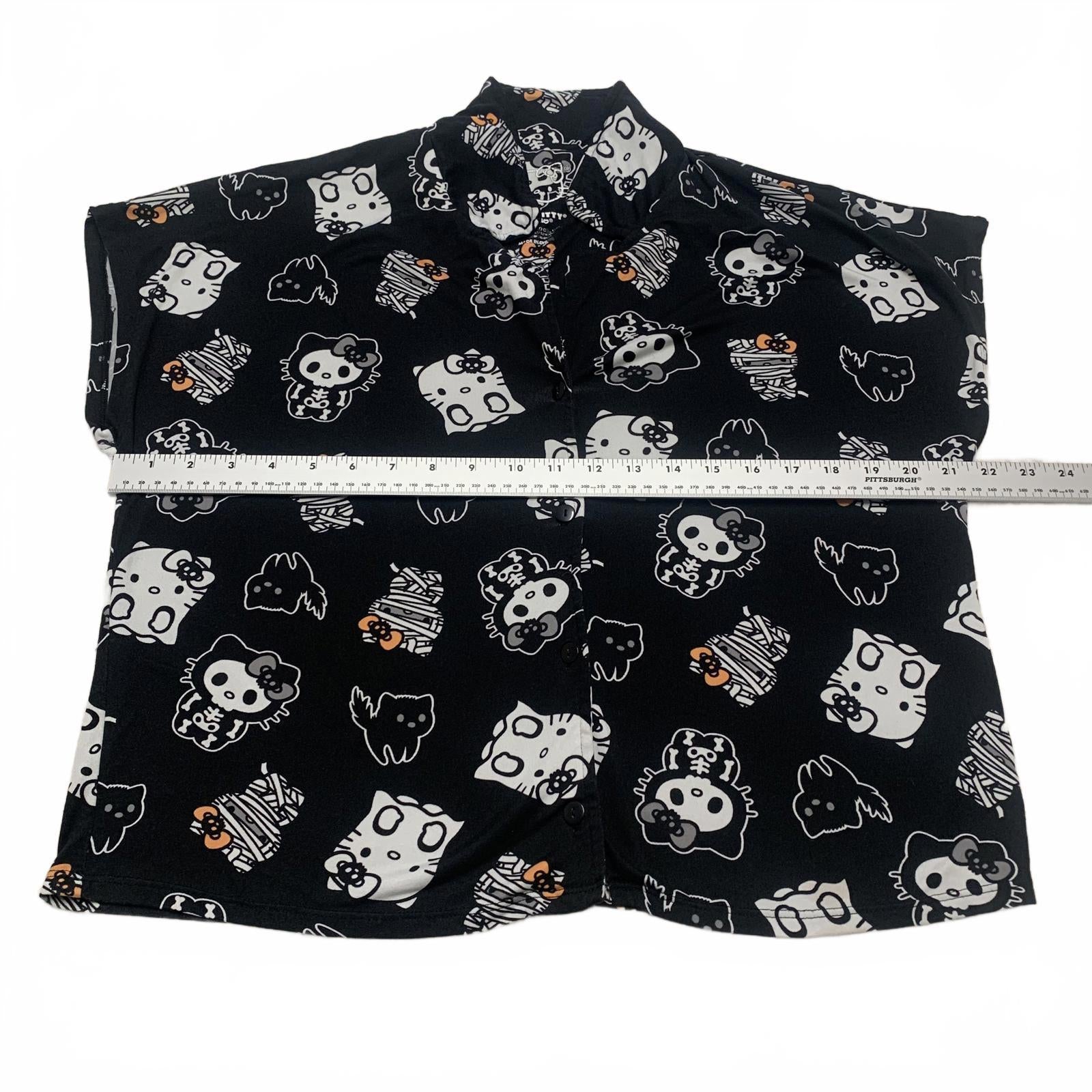 Camisa de manga corta de Hello Kitty para mujer, color negro, talla pequeña, para Halloween