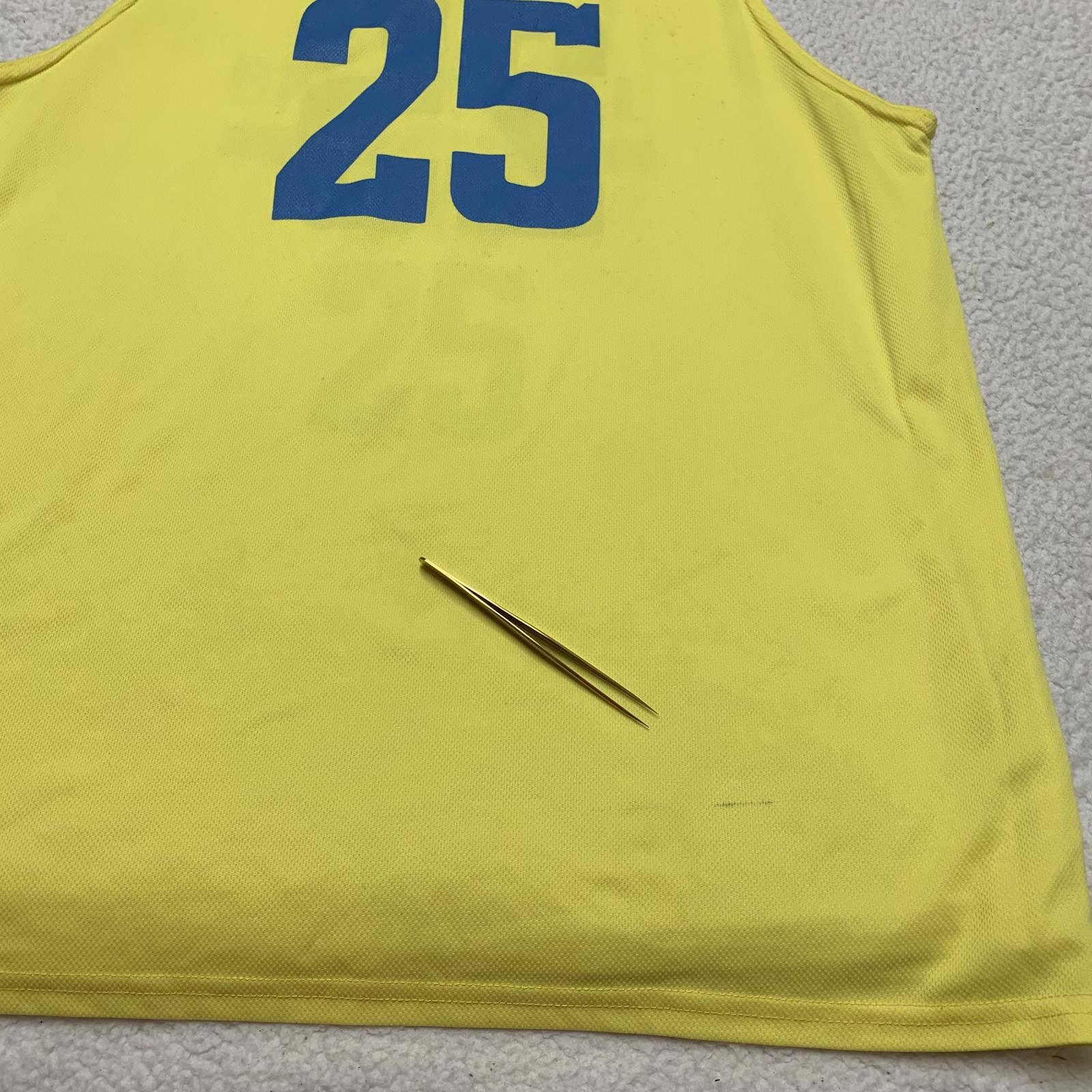 Camiseta sin mangas reversible amarilla y blanca grande para hombre de BasketBall City, número 25