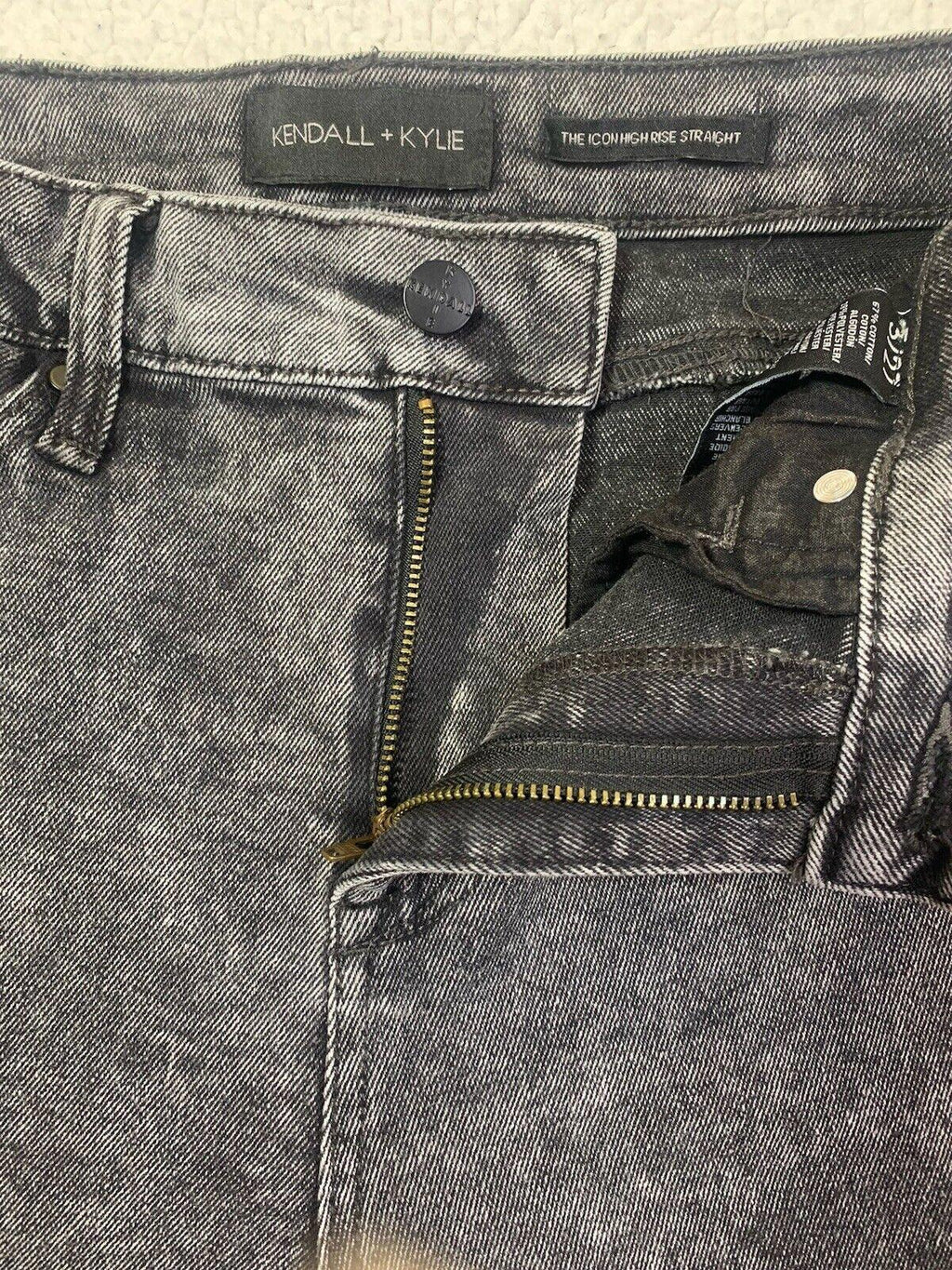 Vaqueros Kendall + Kylie para niña talla 3/27 negros The Icon de tiro alto con lavado Boo y dobladillo deshilachado