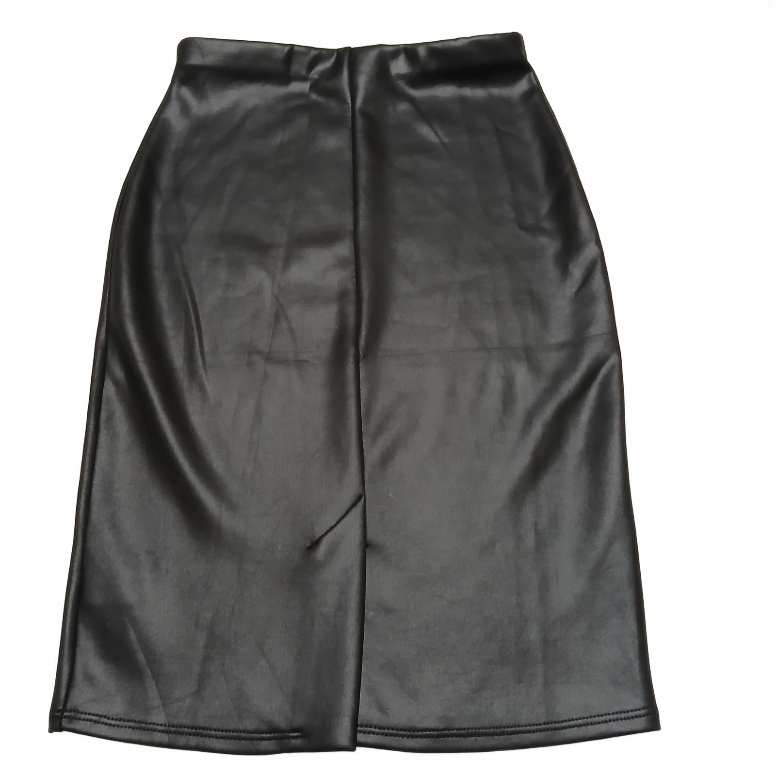 Falda tubo pequeña de piel sintética negra para mujer de Charlotte Russe