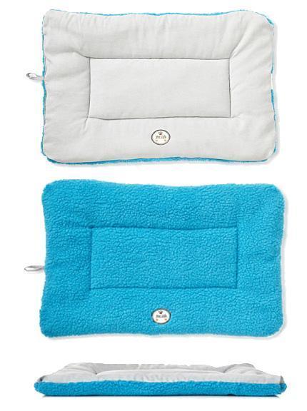 Colchoneta reversible para cama de perro Pet Life ® 'Eco-Paw', ecológica, reciclable y de diseño moderno, hecha de relleno de poliéster.