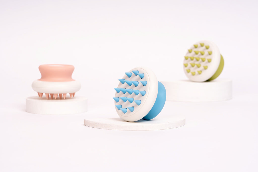 Peine de baño, cepillado y masaje de mano suave y flexible para mascotas Pet Life ® 'Scwubba'